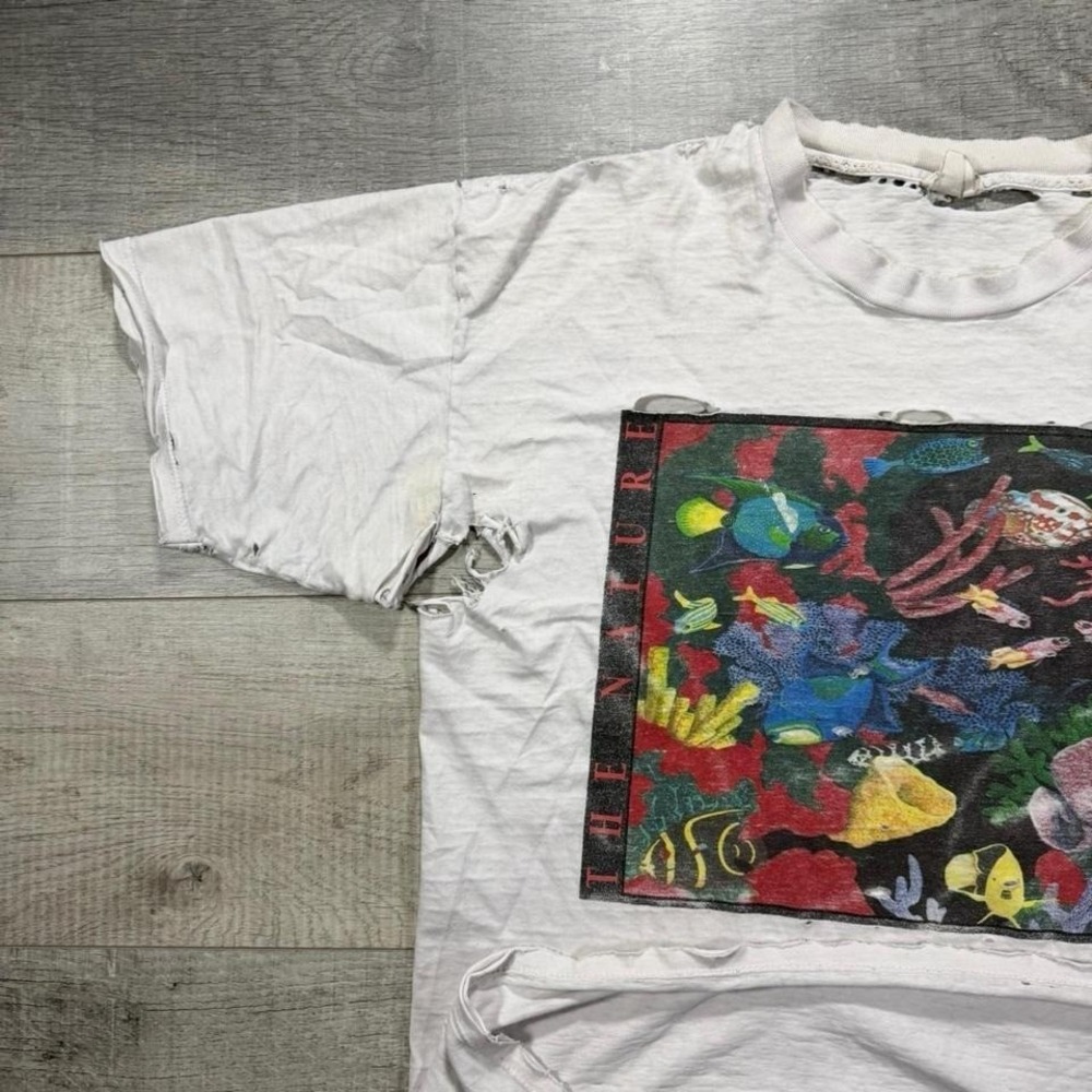 Vintage 90s distressed rare art aquatic fish box logo thrashed T-shirt Size XL - Picture 3 of 7